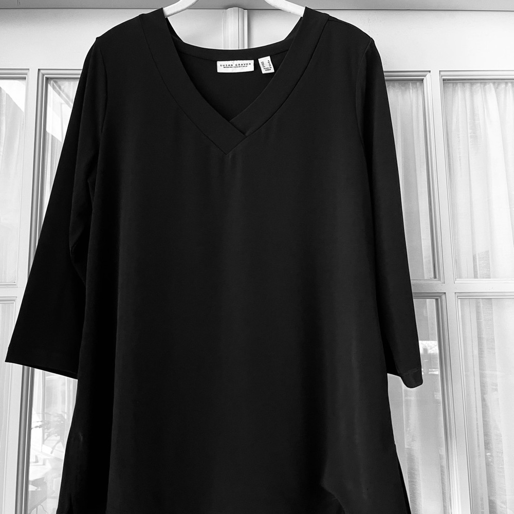 Susan Graver Black Liquid Knit 3/4 Sleeve, V Neck Top, Size S